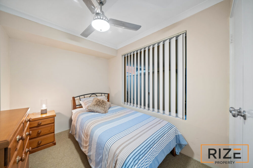 33 Lauderdale Ramble, Carramar-24