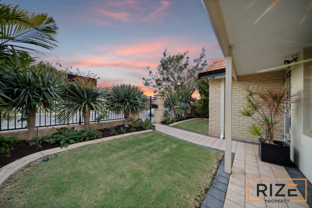 33 Lauderdale Ramble, Carramar-6