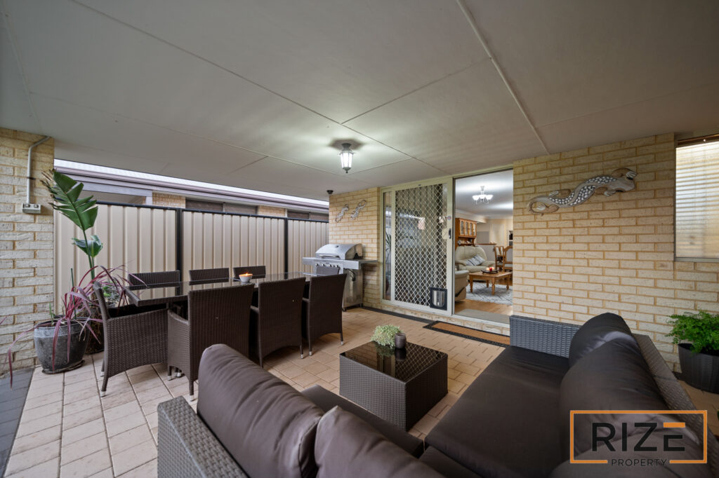 33 Lauderdale Ramble, Carramar-7