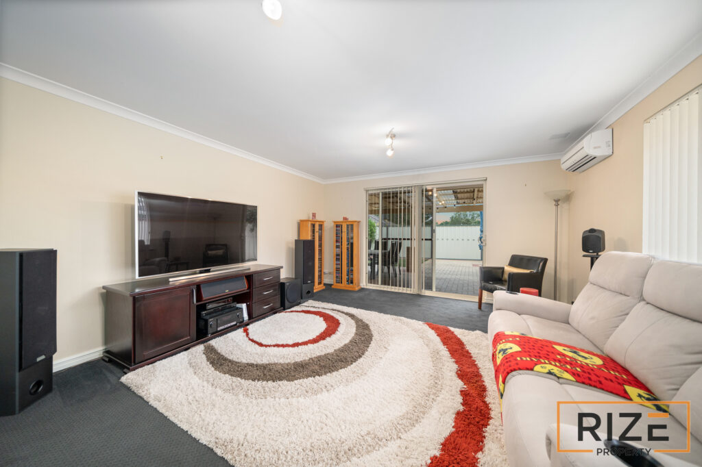 57 Kippilaw Loop, Carramar-23_1