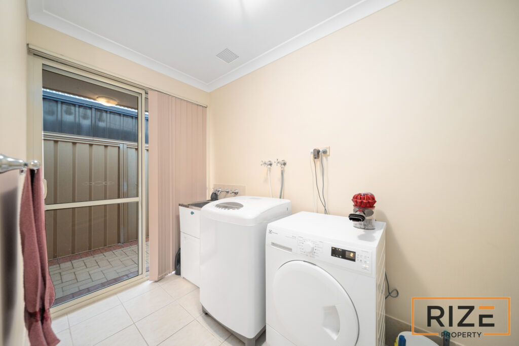 57 Kippilaw Loop, Carramar-26_1