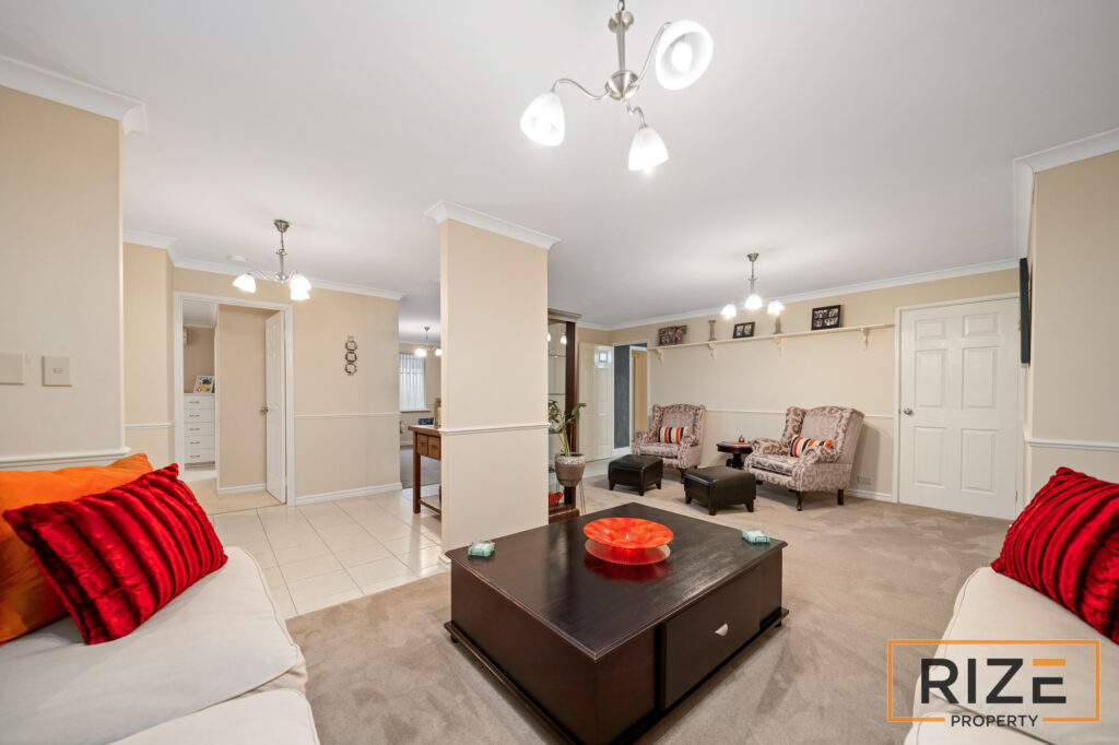 57 Kippilaw Loop, Carramar-8_1