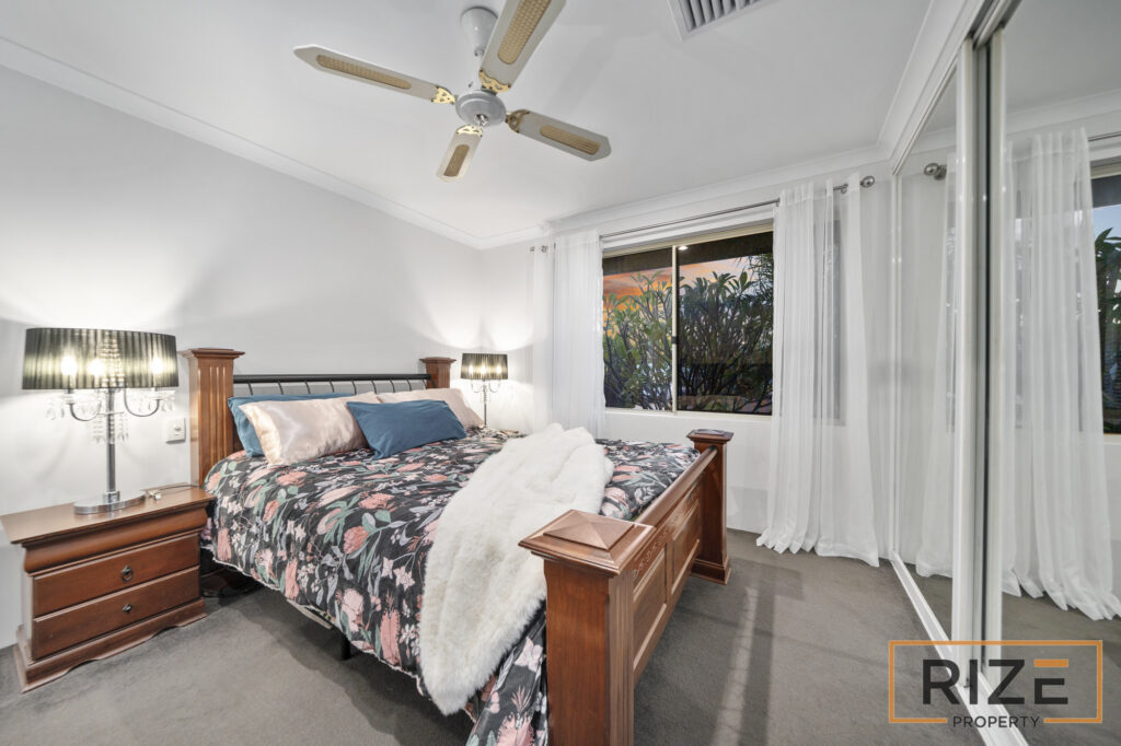 53 Mallina Cct, Carramar-11