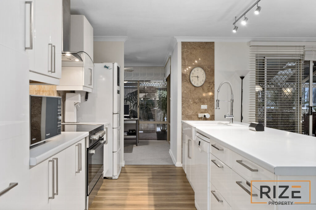 20 Sorell Gardens, Joondalup-15