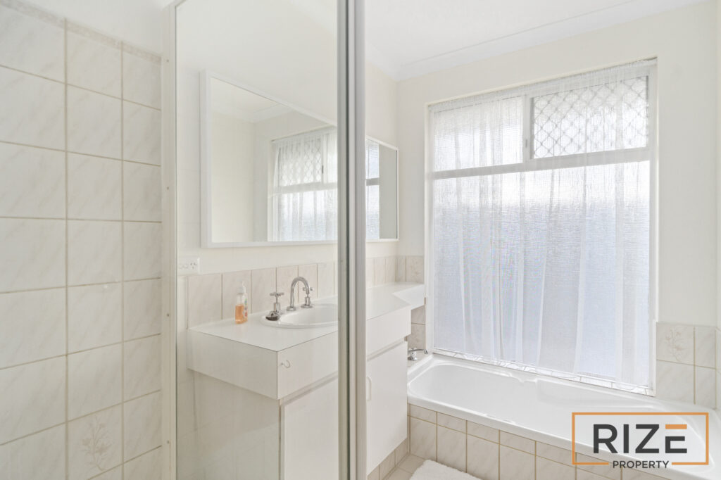 20 Sorell Gardens, Joondalup-25