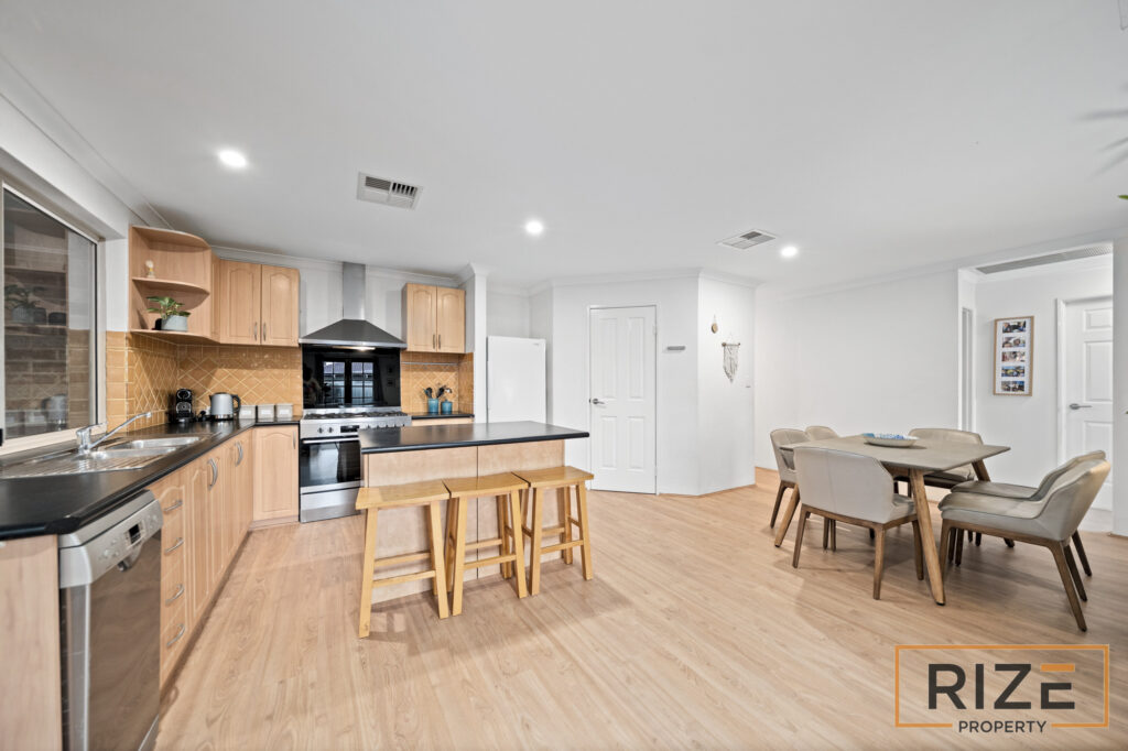 5 Toorie Pl, Quinns Rocks-12