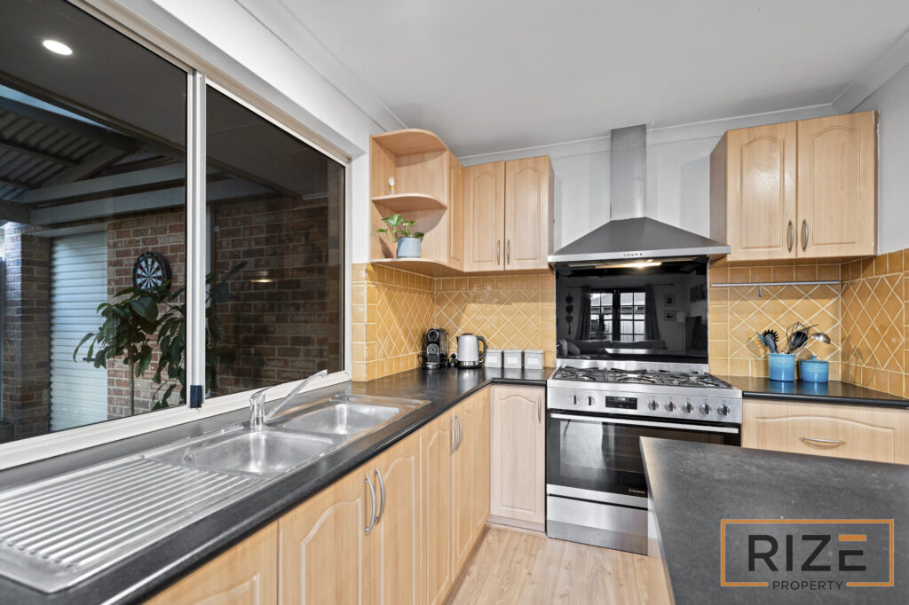 5 Toorie Pl, Quinns Rocks-16