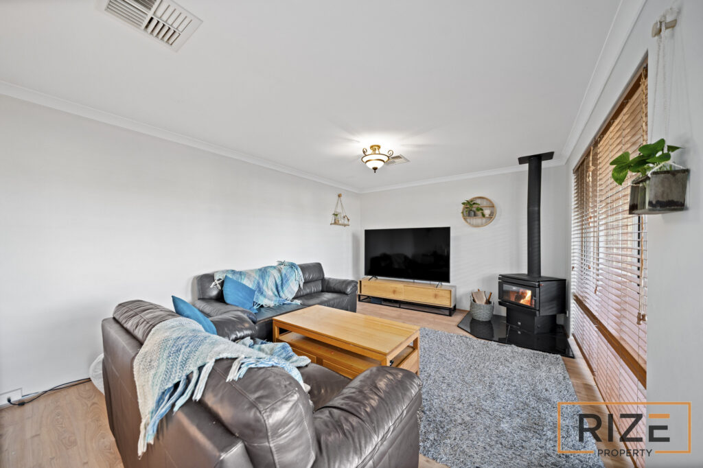 5 Toorie Pl, Quinns Rocks-5