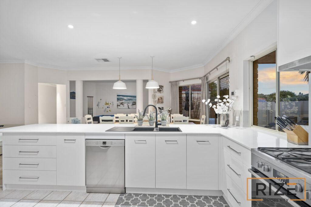 66 Naturaliste Blvd, Iluka-27