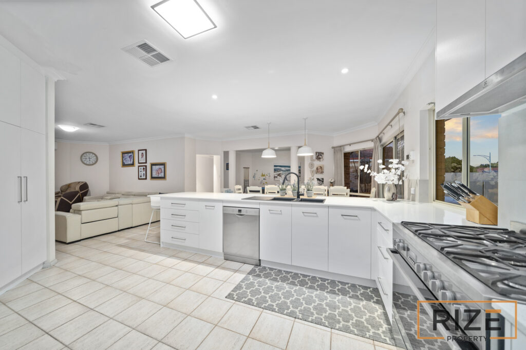 66 Naturaliste Blvd, Iluka-28