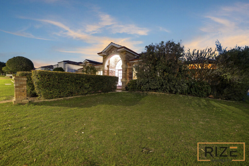 66 Naturaliste Blvd, Iluka-9