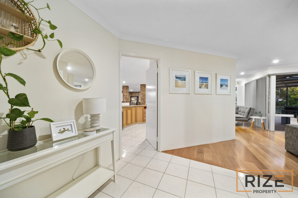 84 Bayport Cct, Mindarie-11