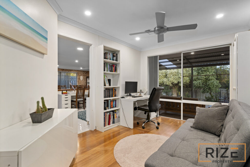 84 Bayport Cct, Mindarie-14