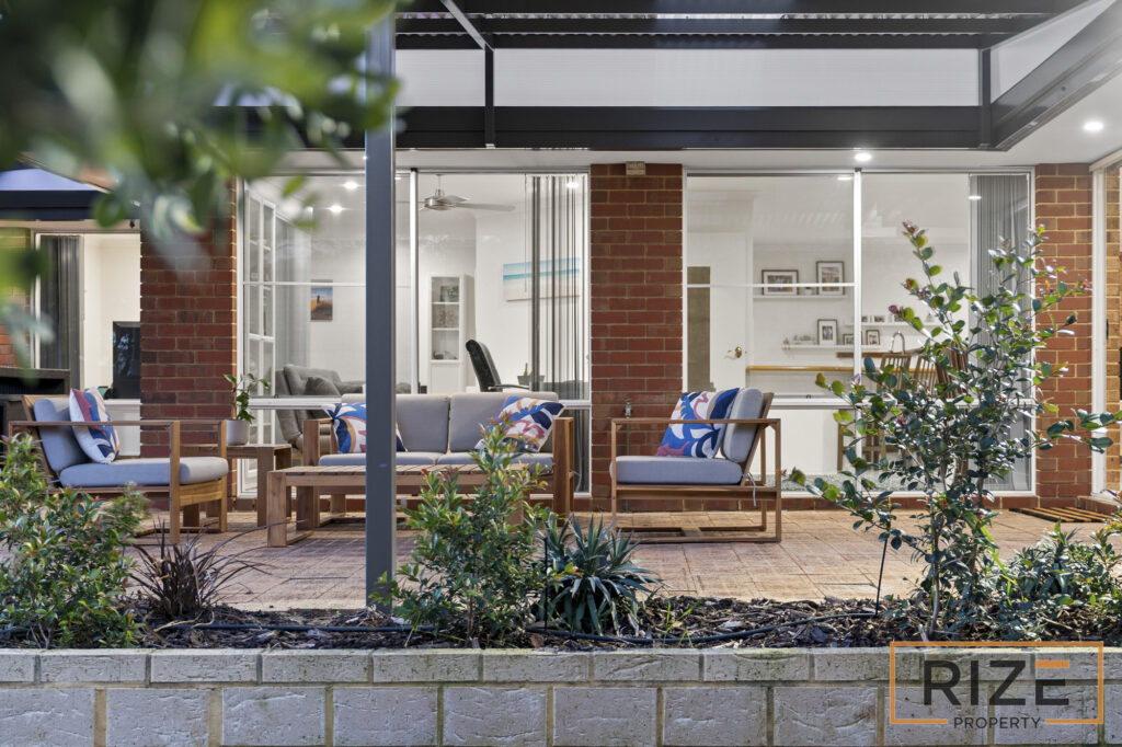 84 Bayport Cct, Mindarie-36