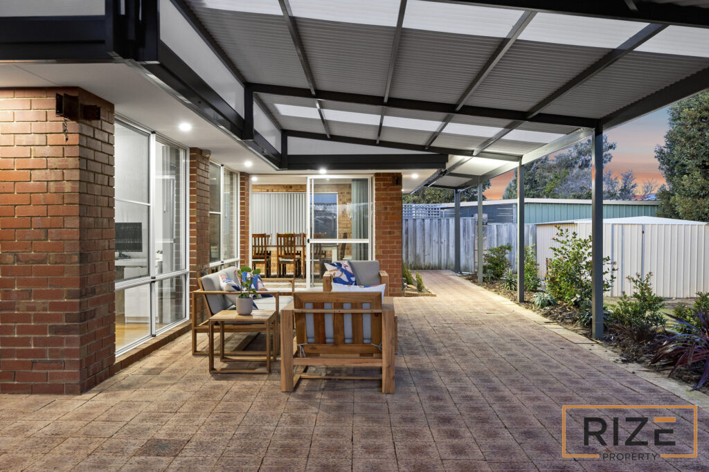 84 Bayport Cct, Mindarie-37