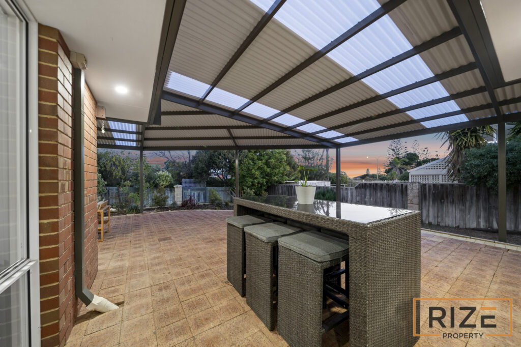 84 Bayport Cct, Mindarie-41