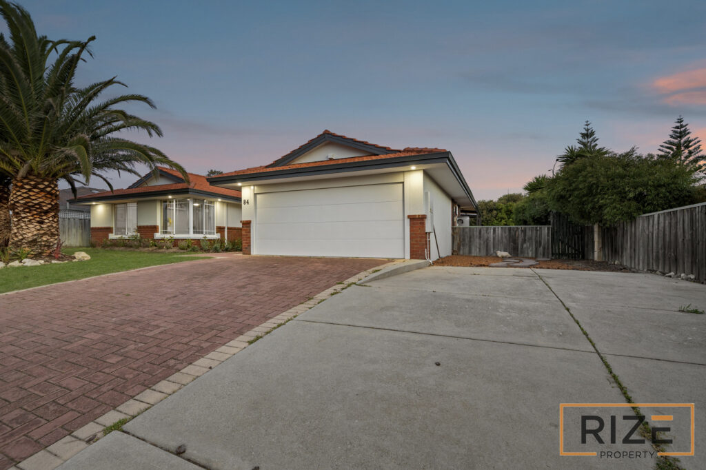 84 Bayport Cct, Mindarie-7