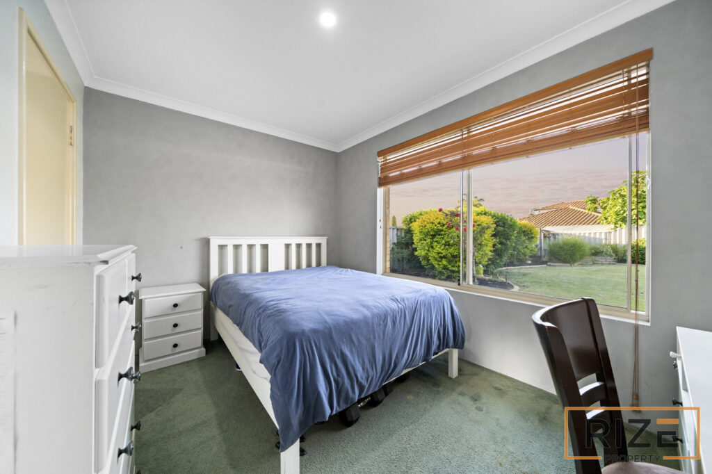 21 Sherlock Rise, Carramar-23