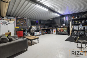 39-Dunmore-Cct-Merri_8f77-55ba-f7dd-99ce-79df-a430-c207-c56b_20250911012918