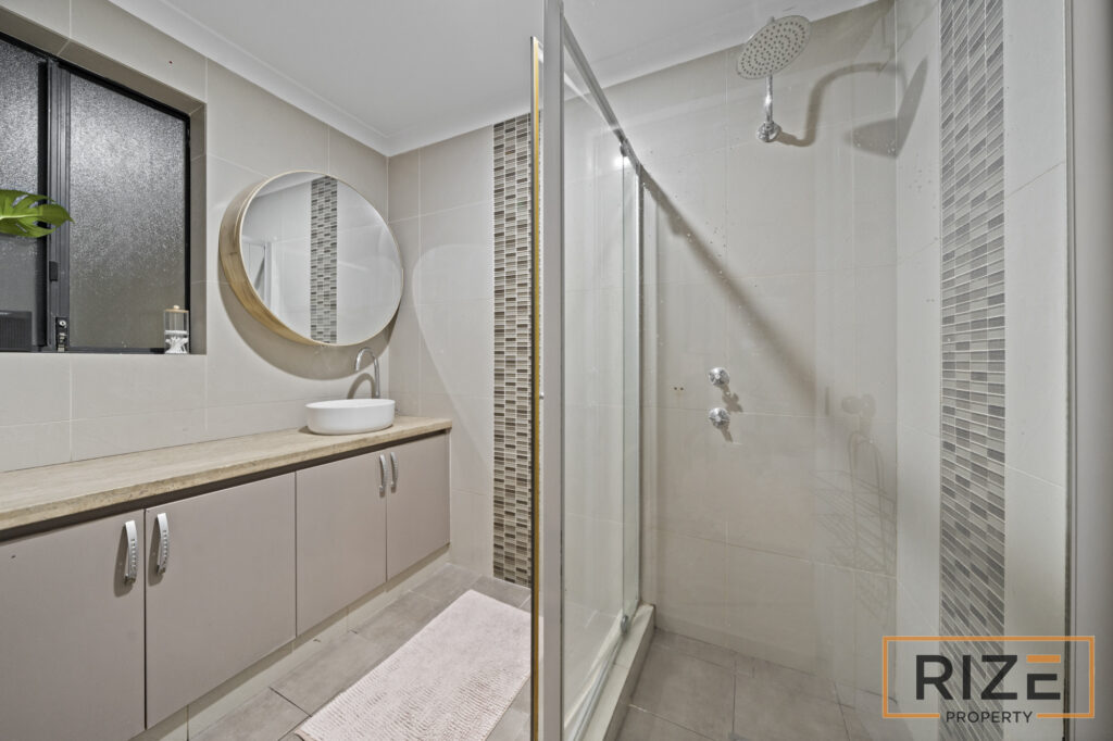 22 Langmuir Way, Tapping-17