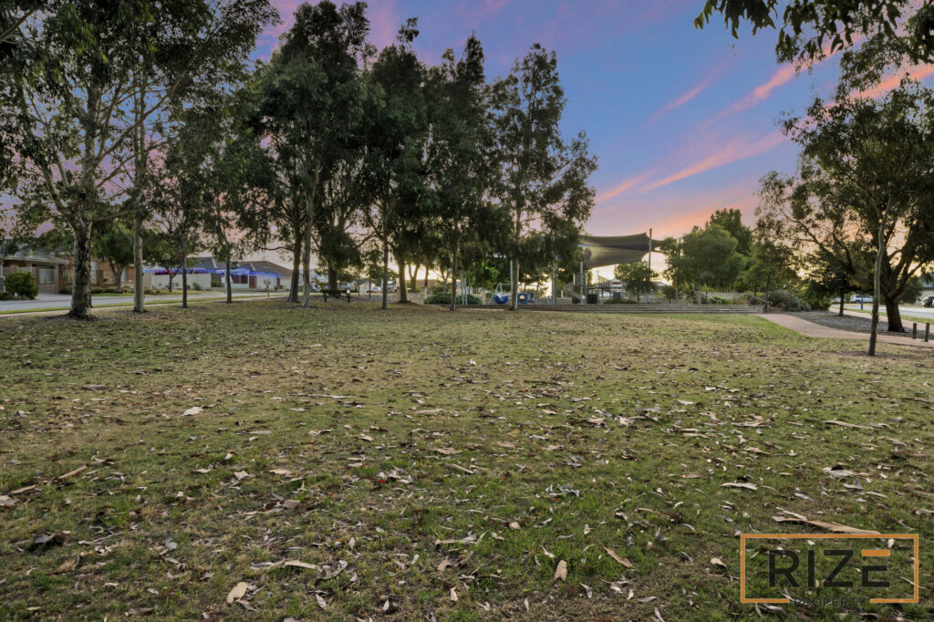 22 Langmuir Way, Tapping-41