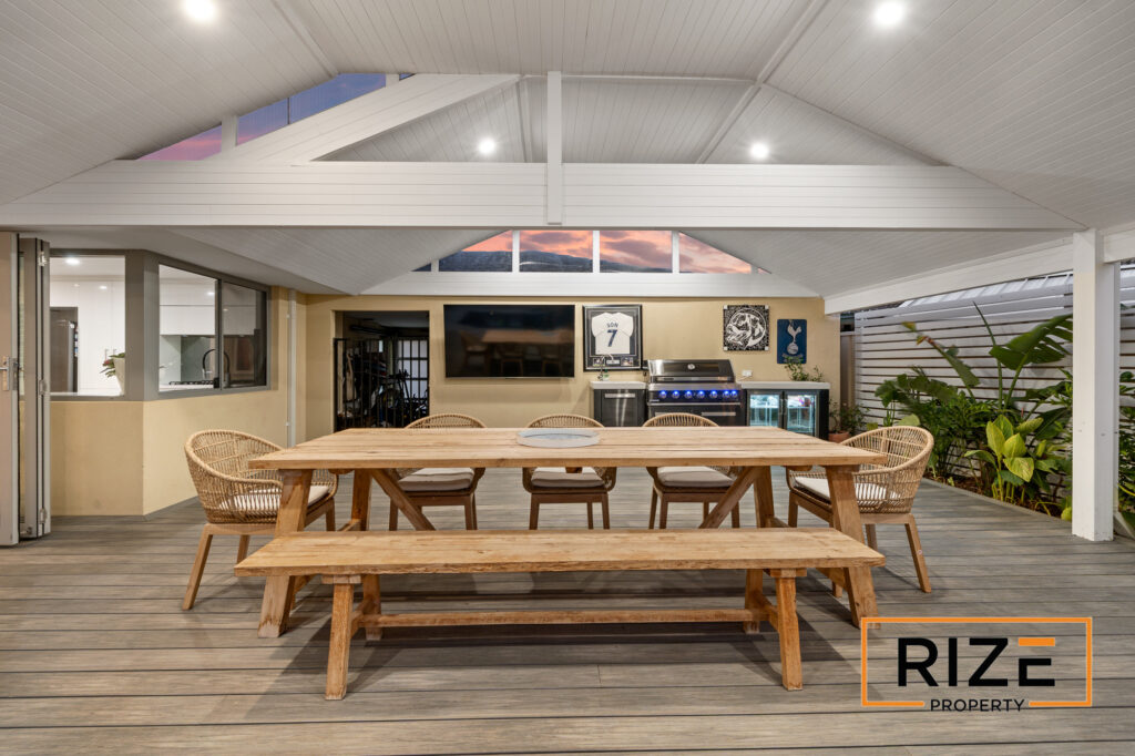 9 Clermont Gardens, Currambine_LR_Logo-25