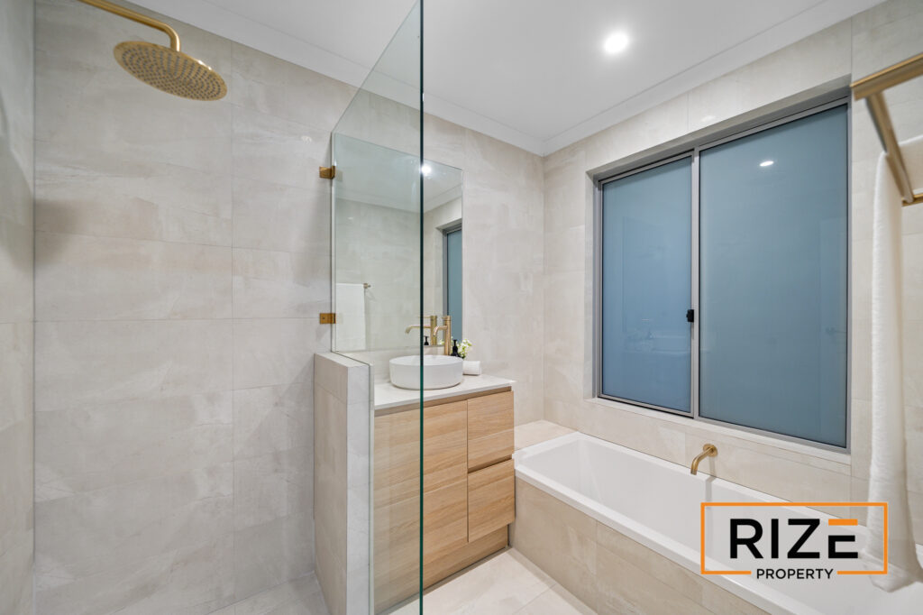 9 Clermont Gardens, Currambine_LR_Logo-41