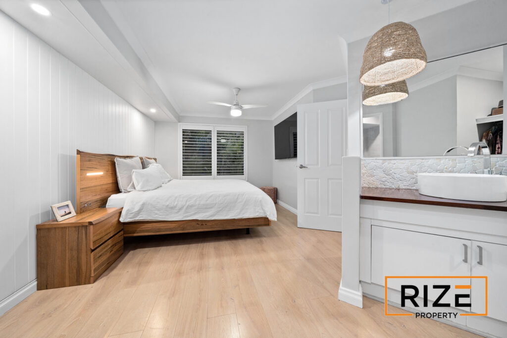 9 Clermont Gardens, Currambine_LR_Logo-7