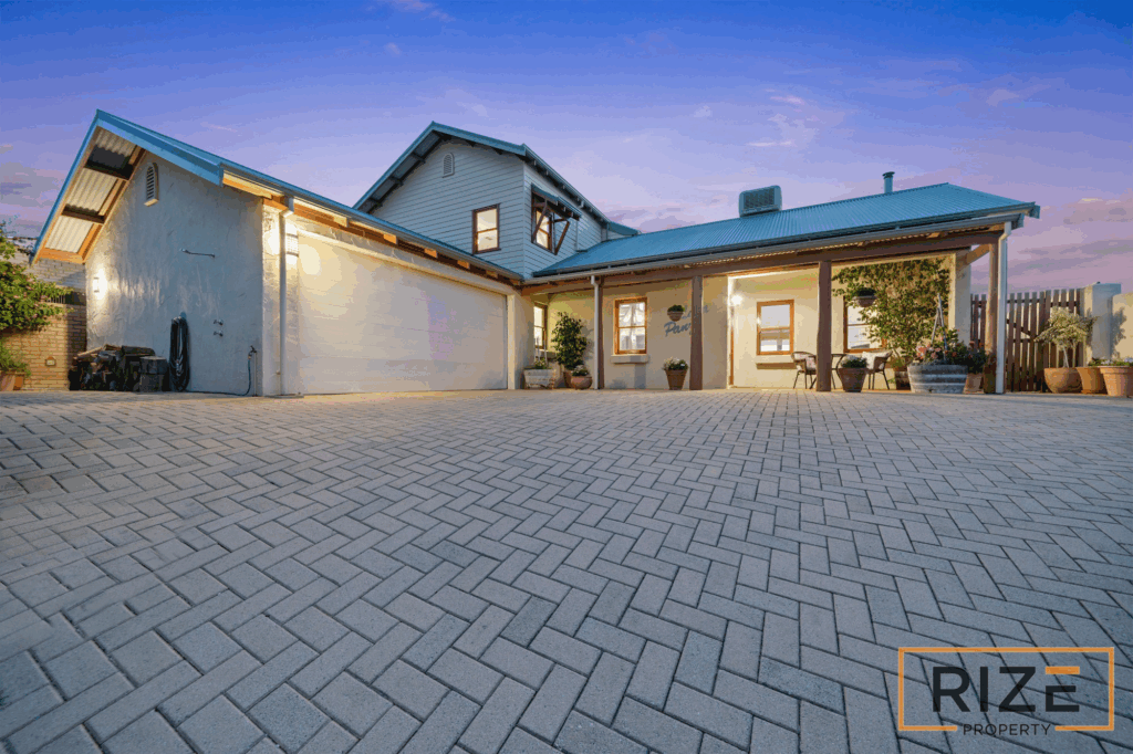 Ad TW23 Ashley Ave, Quinns Rocks-1.jpg