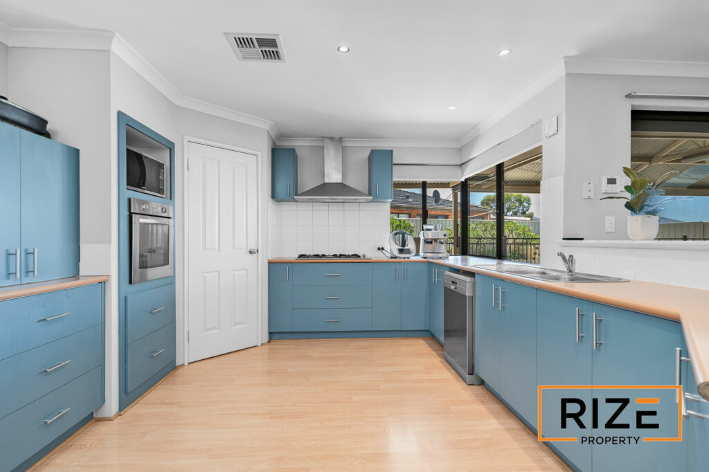 11 Nerrima Turn, Tapping_LR_Logo-15