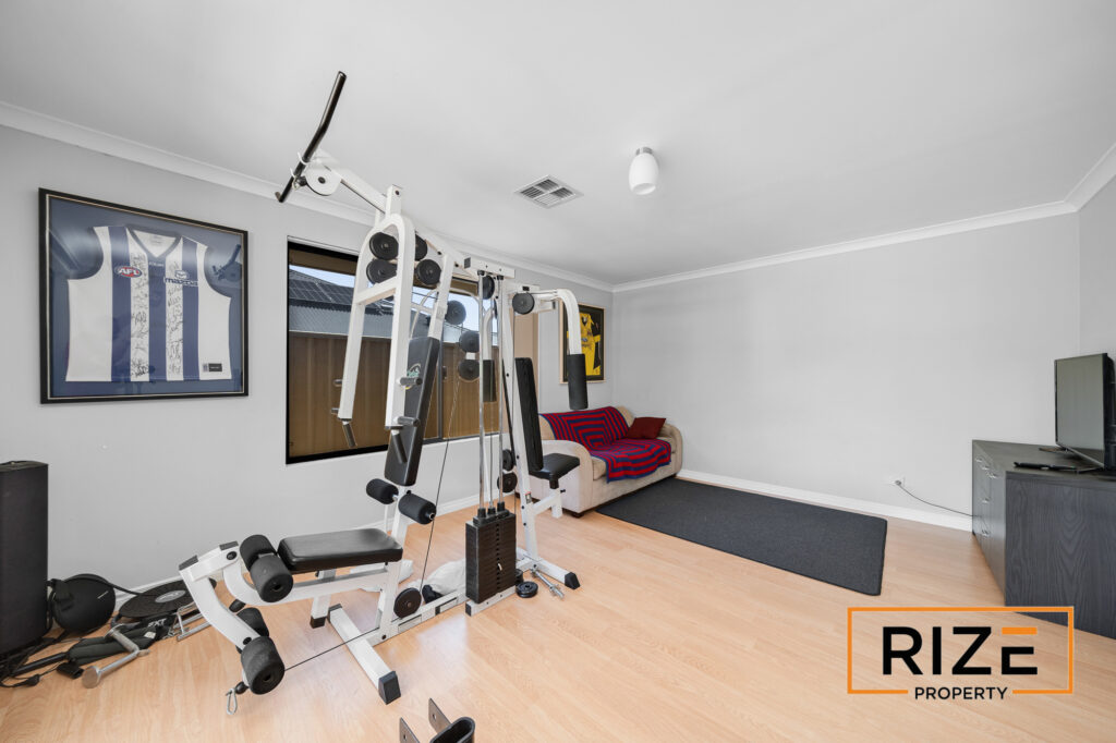 11 Nerrima Turn, Tapping_LR_Logo-20