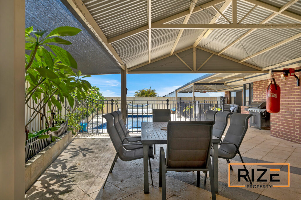 11 Nerrima Turn, Tapping_LR_Logo-31