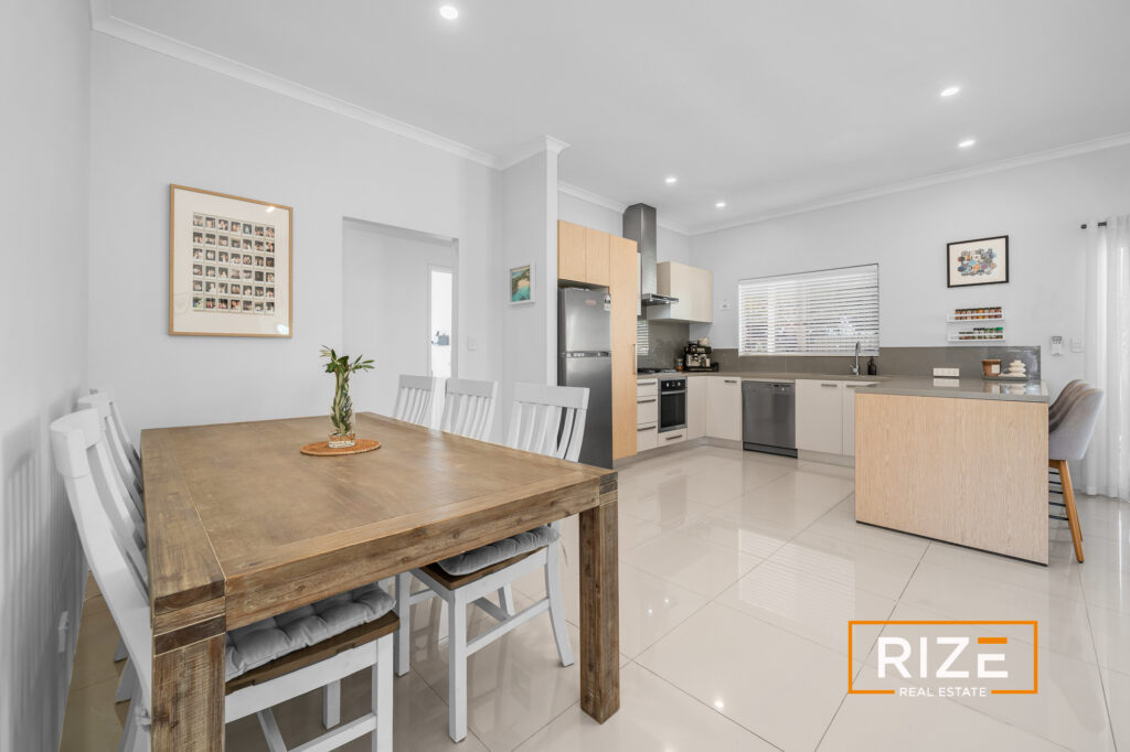 12 Yatala Cl, Currambine_LR_Logo-10