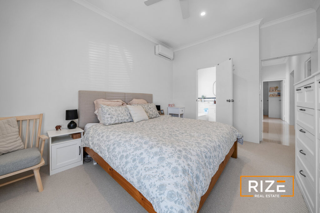 12 Yatala Cl, Currambine_LR_Logo-19