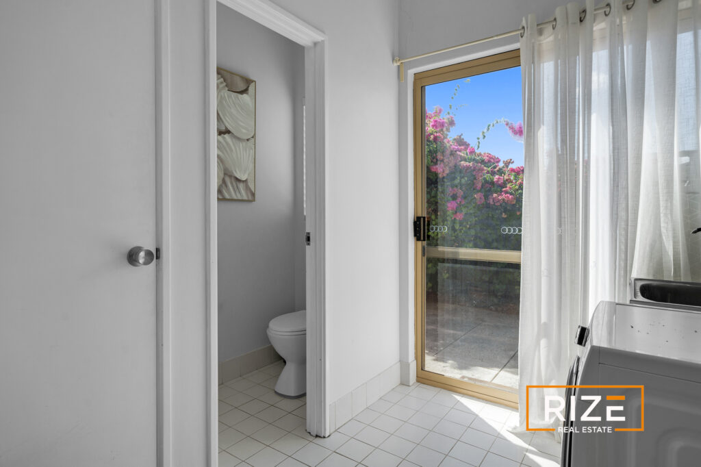 12 Yatala Cl, Currambine_LR_Logo-22