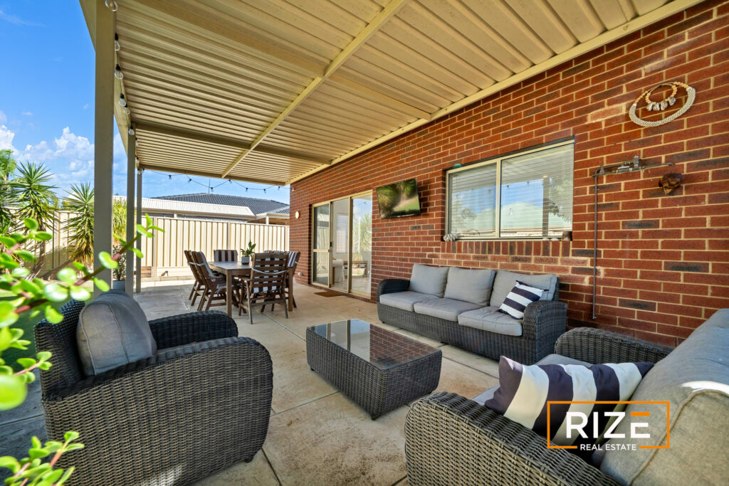 12 Yatala Cl, Currambine_LR_Logo-26