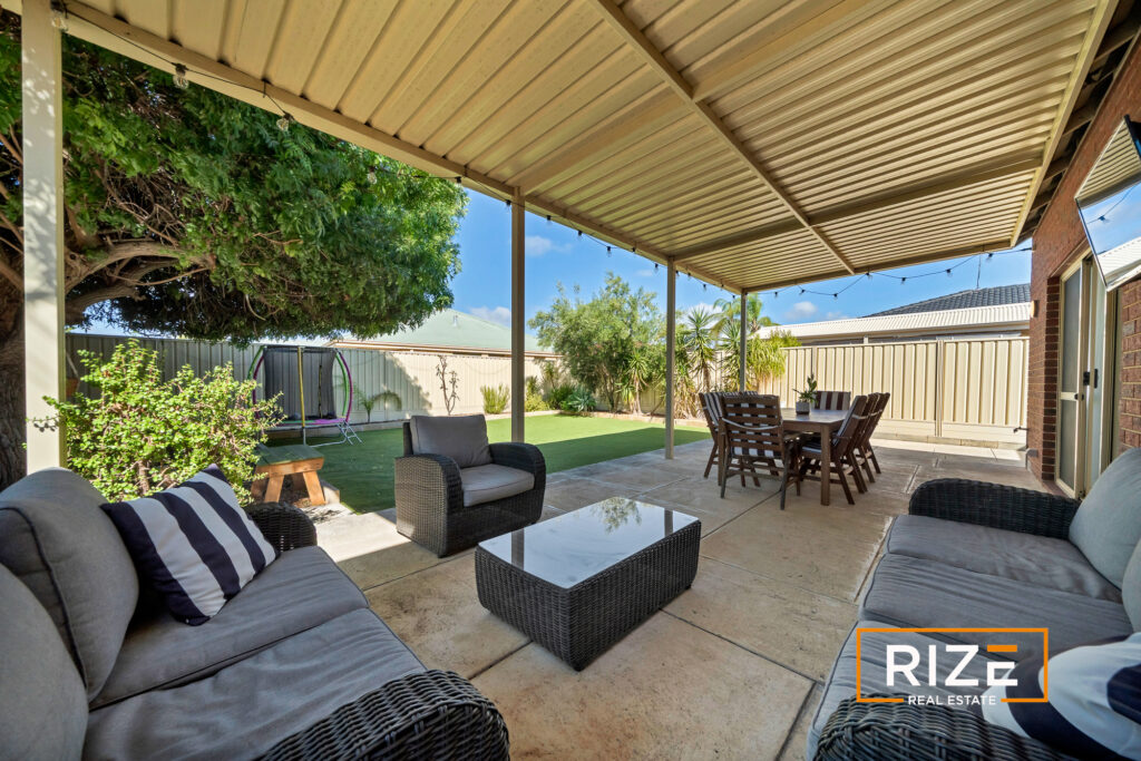 12 Yatala Cl, Currambine_LR_Logo-27