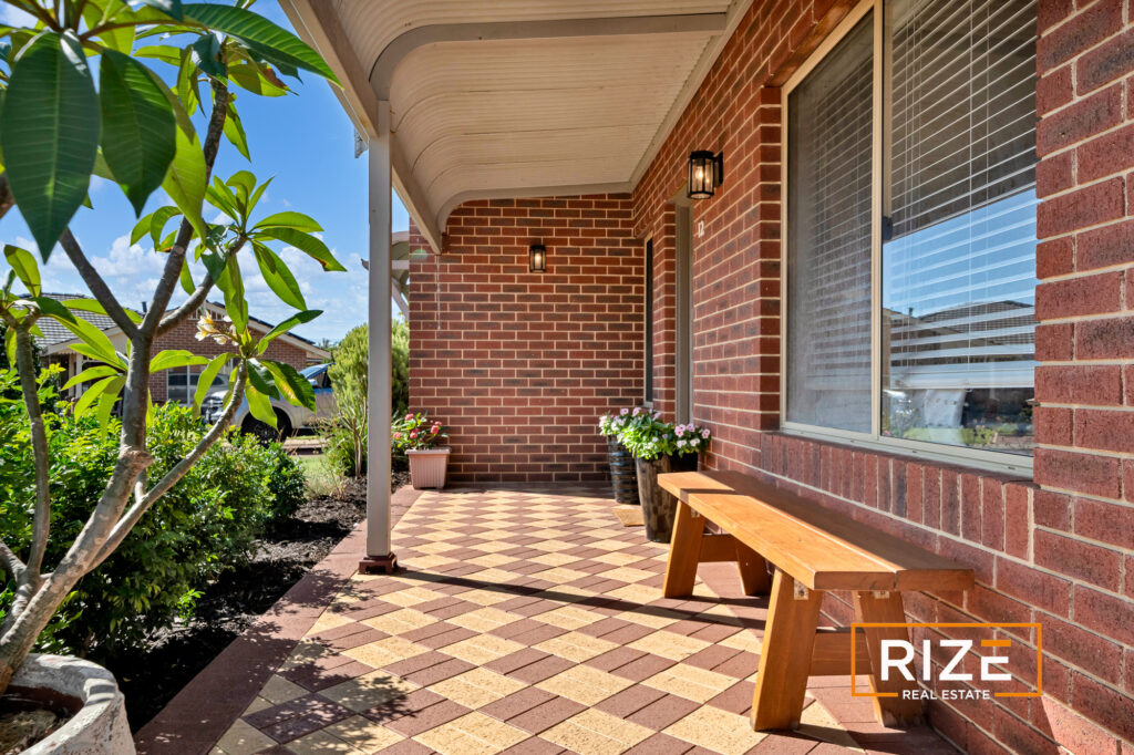 12 Yatala Cl, Currambine_LR_Logo-4