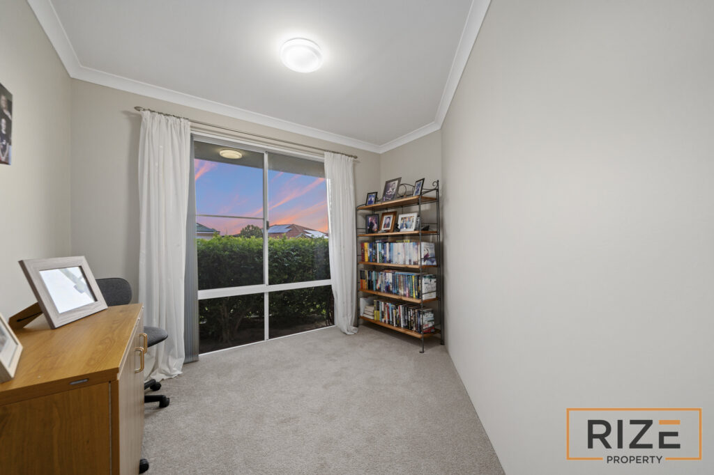 23 Sherlock Rise, Carramar-14
