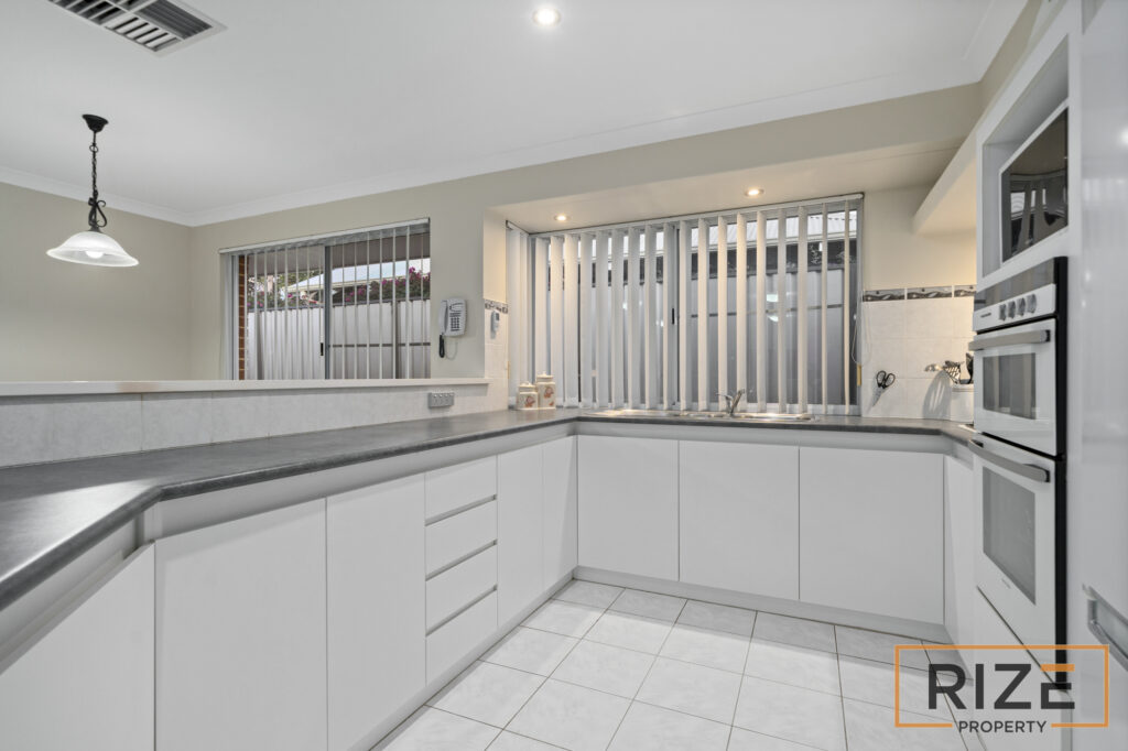 23 Sherlock Rise, Carramar-21