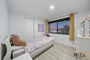 22-Langmuir-Way-Tapp_abc3-5ce3-2f80-8786-2574-503d-de54-c437_20251209025938