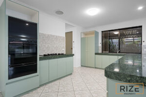 5-Coolamine-Cl-Carra_4999-7662-de07-c3a2-11e5-4116-0e21-c233_20251211042707