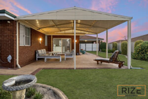 23-Sherlock-Rise-Car_7c23-8d28-3808-9c00-9d73-e413-8992-979e_20260105042952