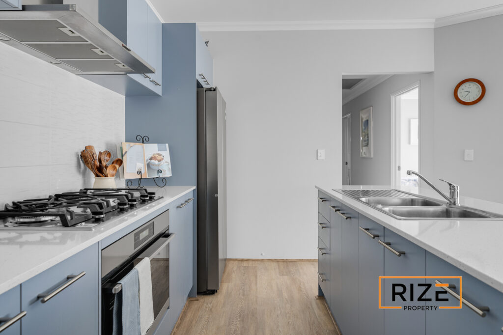 15 Formosa Way, Banksia Grove_LR_Logo-21