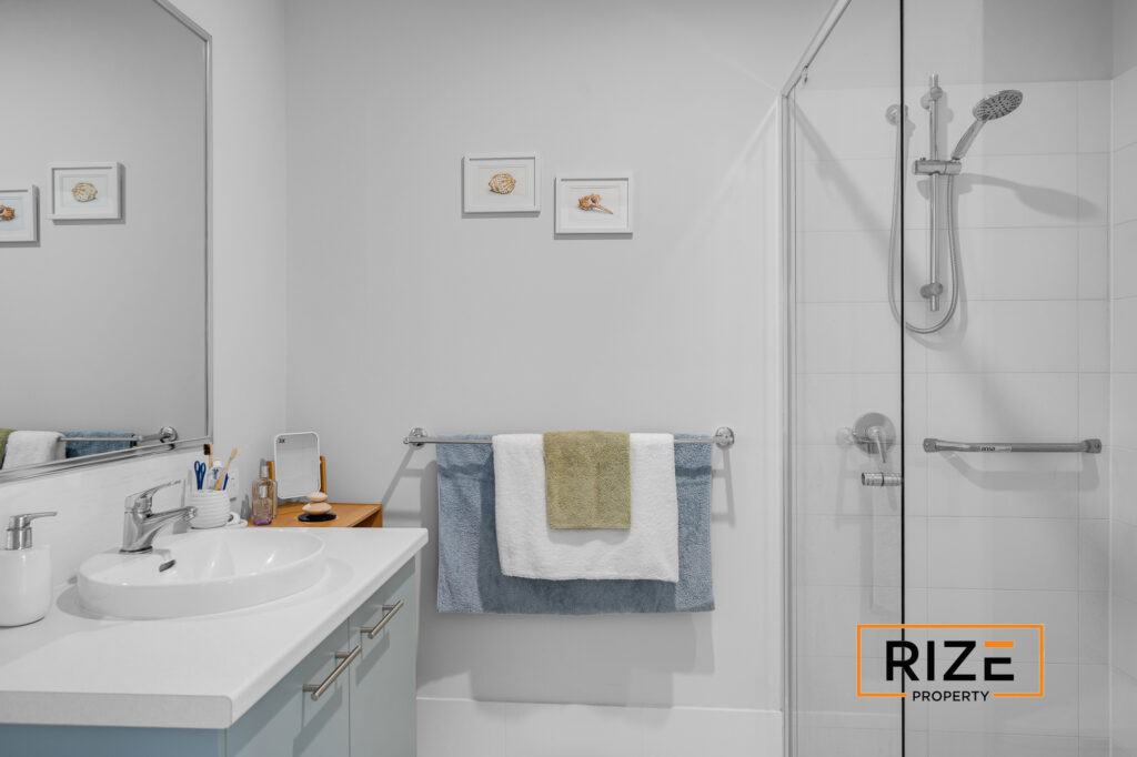 15 Formosa Way, Banksia Grove_LR_Logo-29