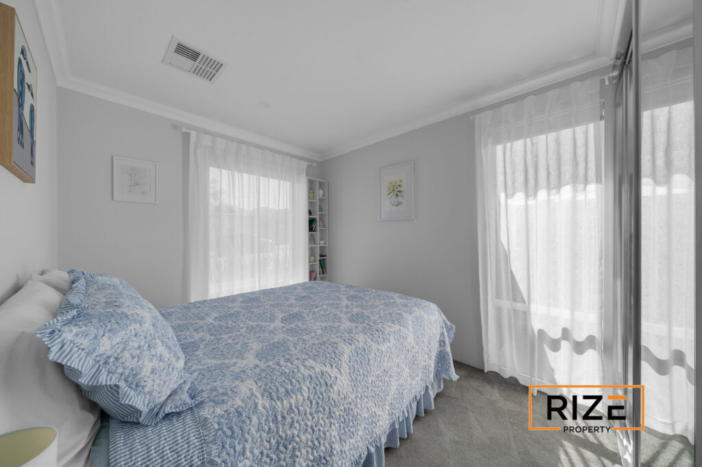 15 Formosa Way, Banksia Grove_LR_Logo-6