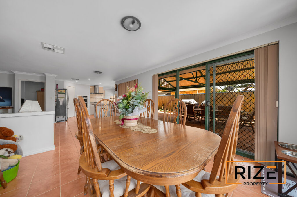 16 Ollera Meander, Carrama_LR_Logo-17