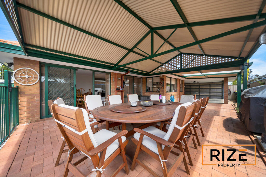 16 Ollera Meander, Carrama_LR_Logo-25