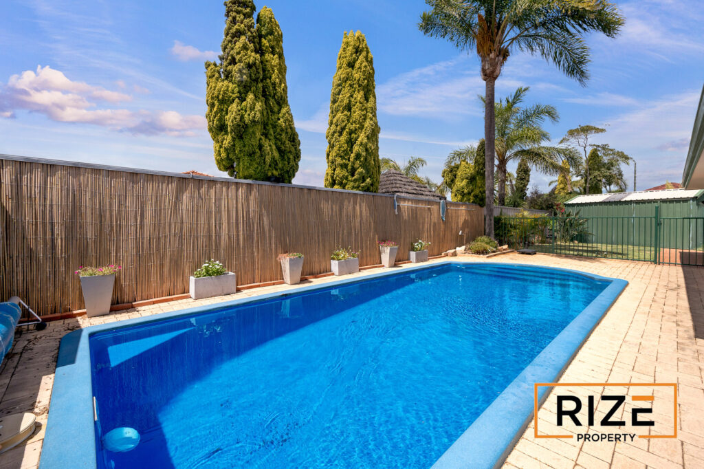 16 Ollera Meander, Carrama_LR_Logo-29