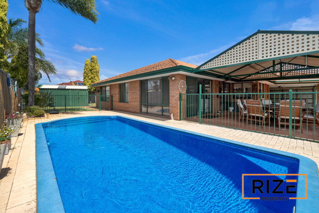 16 Ollera Meander, Carrama_LR_Logo-30